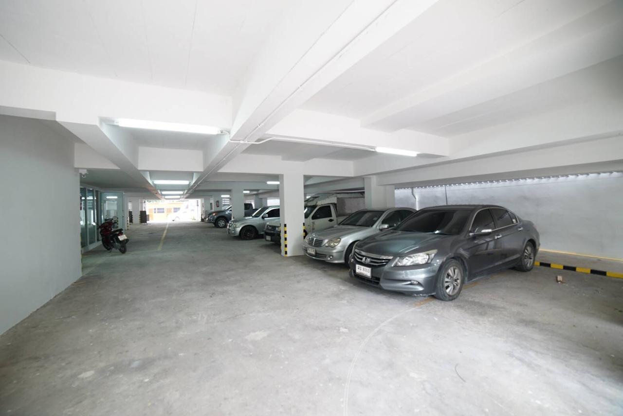 88 Living Aparthotel Bangkok Exterior photo